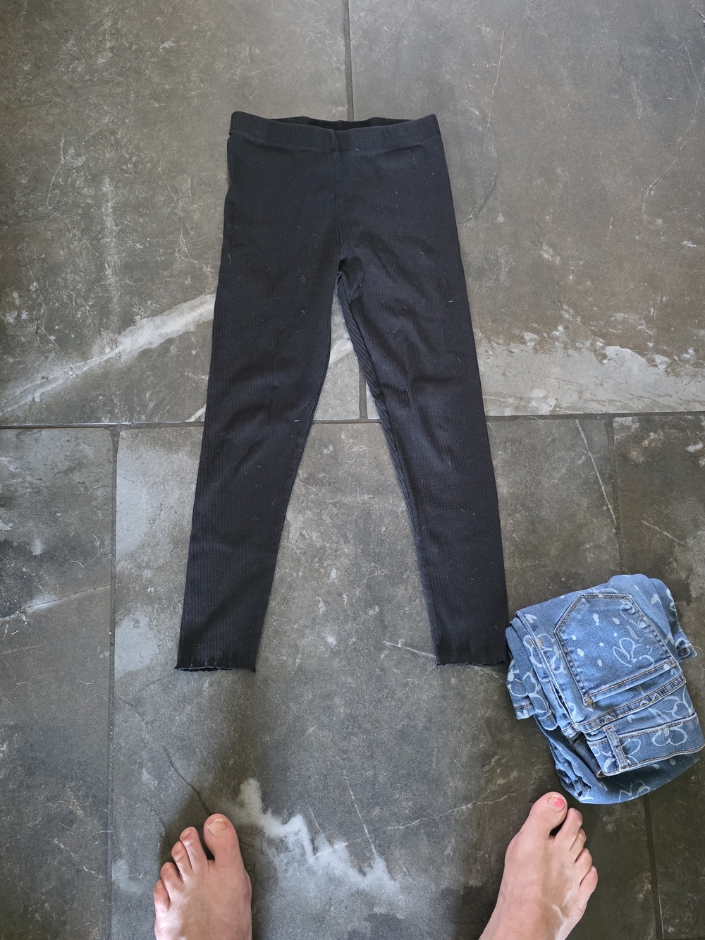 KID’s Black Ribbed Leggings